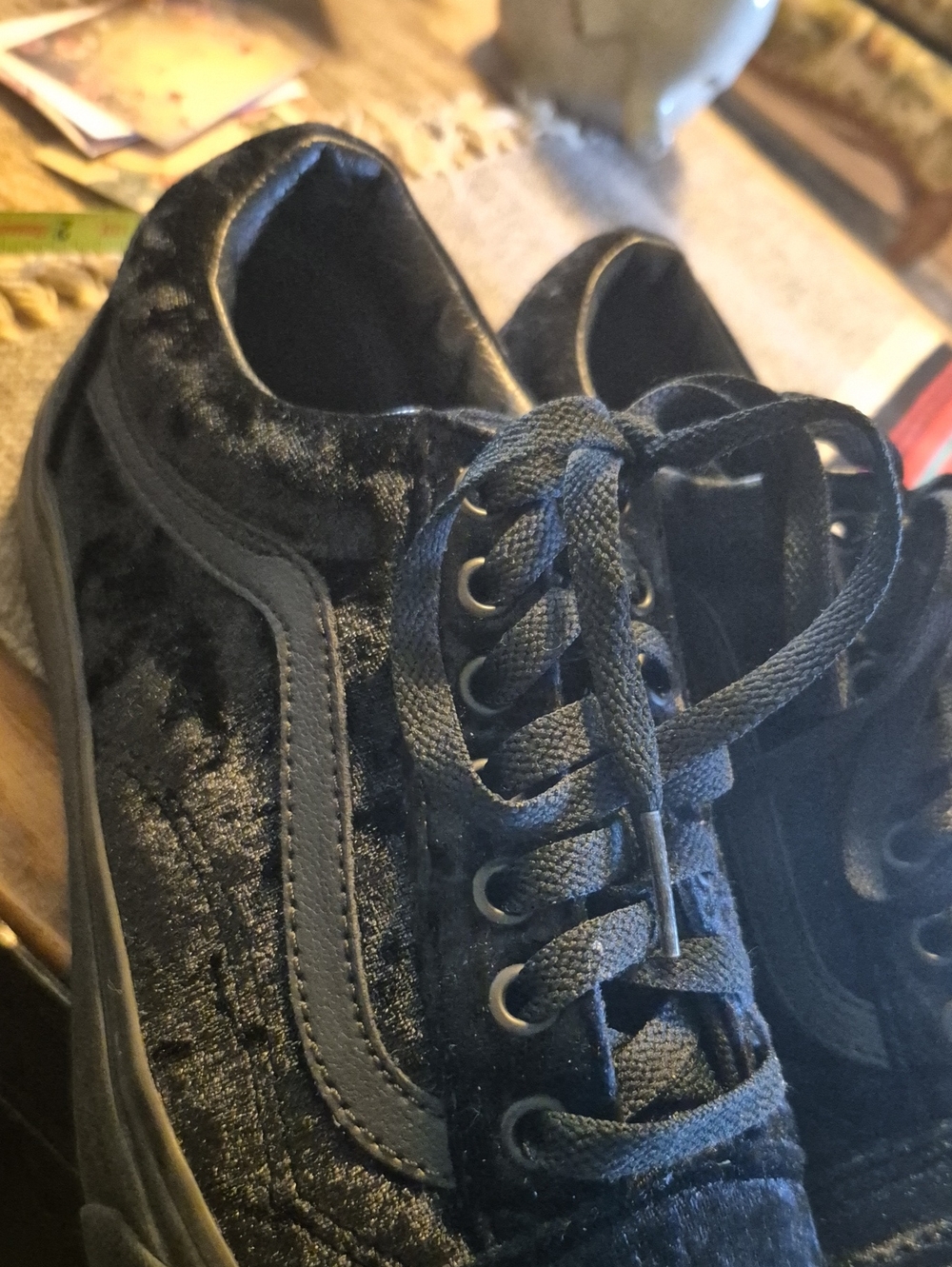 Vans Velvet Upper Sz 9.5 Mens Sz 11 Womens.hobeycomb Sole. - Picture 12 of 16